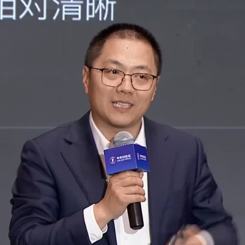 杨海波公开照片
