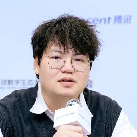 黄广民